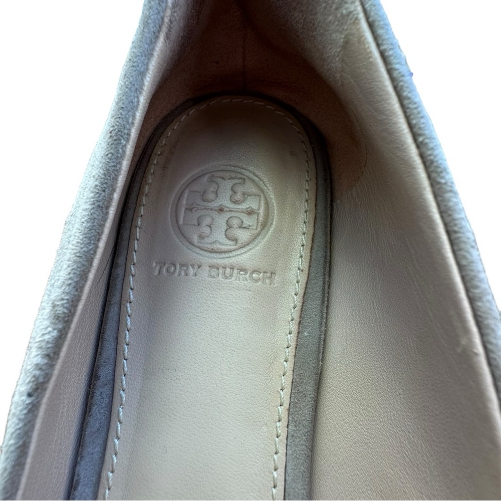 Tory Burch - Gigi Pump, Block Heel Suede, Size 9.5M - Picture 8 of 12